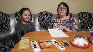 Снег из ваты искрится в лесу