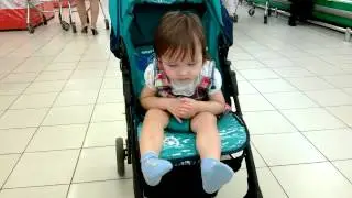 Шопинг уморил.