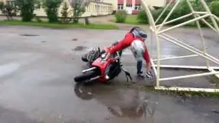Yamaha Aerox Stunt 2013 Crash