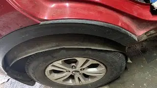 Снимаю накладку на арке KIA Sportage 2017 год  Как снять накладку на  наружной арке ? 