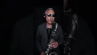 Песня играется легко и просто. #школасаксофона Школа саксофона Эдгара Шамова