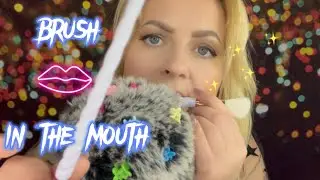АСМР ПОГРЫЗУ КИСТОЧКУ /звуки рта 😴ASMR Brush in the mouth