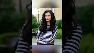 Papeles Icónicos de Tuba Büyüküstün
