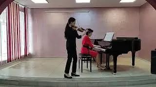 В. Шер "Бабочки" - исполняет Гринчук Серафима.