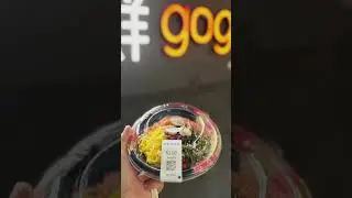 When you are super hungry looking for the locker where you left your luggage #dinner #gogo #ricebowl