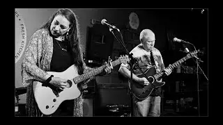 Blues, Love and Trouble:  Chain of Fools (Live)