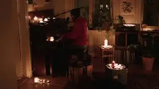 girl in red - two queens in a king sized bed (acoustic)