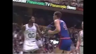 Bill Laimbeer & Robert Parish Ejected for a Whole Lotta Nothin'