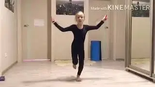 ОФП юной фигуристки во время карантина:)