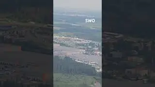 Летящий дрон над Москвой