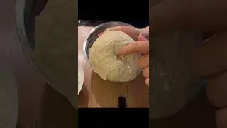 Пирожки с яйцом и луком это просто бомба 🔥уплетают за обе щеки 😃