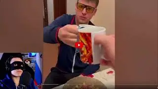 Готовим салат с сухариками (реакция SMILE FACE)