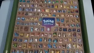 COLEÇÃO MINIATURAS POKEMON QUADRO EXPOSITOR HASBRO/NINTENDO 1° GERAÇÃO - POKEMON COLLECTOR'S CASE