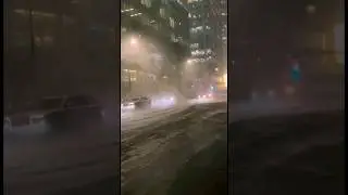 Снежный буран бушевал в Москве 