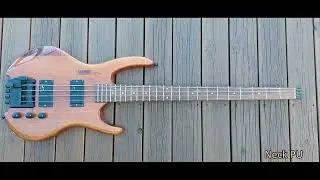 Hohner The Jack vs B2A headless Bass