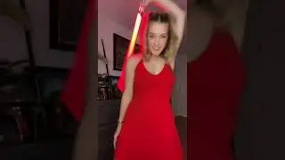 Star Wars girl loves Red lightsabers...🔴😈 #starwarsshorts #lightsaber #shorts