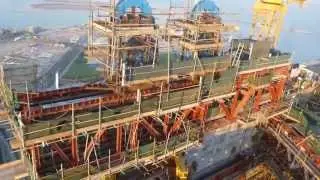 VSL Heavy Lifting: ADNOC Headquarter - lifting of roof trusses