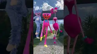 Huggy Wuggy Kissy Missy Long Legs on the plant running away