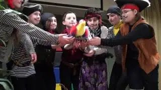 Коллектив 7 кл. ГБОУ СОШ № 77, СПб., (руководитель Жукова Маргарита Викторовна),"Estrella".