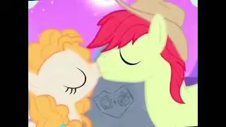 Love Story || Pear Butter and Bright Mac