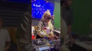 Cyan Boujee plays Manzi Nte! #YouTubeChamps