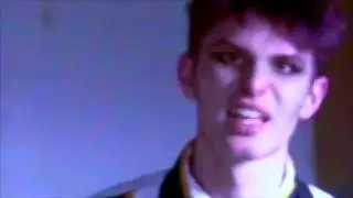 twxg - SIRENS/FISTFIGHT (music video)