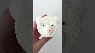 Cute Polar Bear Cupcake