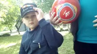 Мяч на голове
