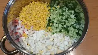 Салат с крабовыми палочками