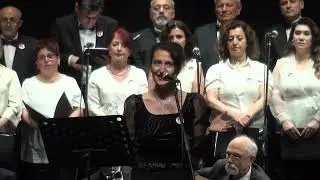 "BAK GÖZLERİNİN RENGİ ATEŞLER GİBİ YANMIŞ"