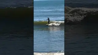 Every man has their tecnique! #LongboardSurfing @MANERA @Van der Waal