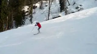 Горные лыжи. Поворот с проскальзыванием и карвинговый.