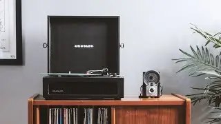 Voyager Bluetooth Vinyl Record Player | Crosley