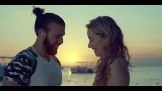 Vicky Corbacho  - Una y otra vez Directed by OWENSLIND