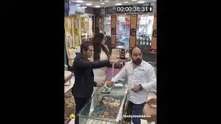 Smart jewel thief caught by shop owner...fail 📿😂