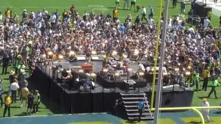 Red Hot Chili Peppers performing "Can't Stop" at Los Angeles Memorial Coliseum before Rams Return