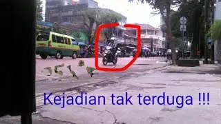 Terperosok jalan || Video editan ||  KineMaster || Green Screen.