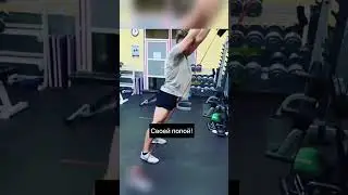 Как узнать хоккеиста в толпе?🧐 