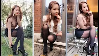 Very attractive lady [SHOEPLAY], [DANGLING], [HIGH HEELS], [BLACK PANTYHOSE]!!!