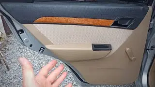 Як зняти карту задніх дверей на Aveo T250