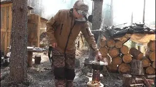 Жизнь в ЛЕСУ! Лесной быт. Картошка с мясом на природе. Настроил банную печку!