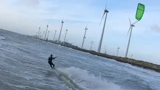Kitesurfer vs FPV Pilot (ft. Vladdie de Koning)