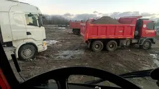 Татра тащит сканию. Tatra pulls out scania