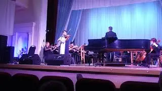 Липецкий симфонический оркестр, солистка Араксия Степанян 13 лет (МБУДО ДШИ №3 г. Ельца)
