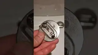 Удобный крепеж сидушки унитаза 🚽 Самый простой монтаж