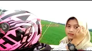 Story wa 30 Detik keren Cewe cantik naik satria fu | story wa kekinian