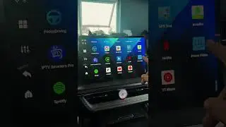 Просто воткнул и работает! Если конечно есть CarPlay
