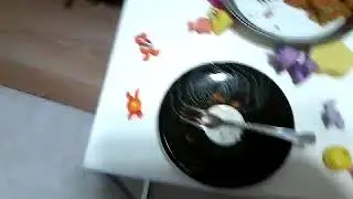 Komşu uzun  evinde    eğlence