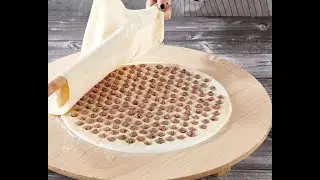 Лепка пельменницей Dumpling making