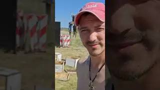 Под небом голубым 